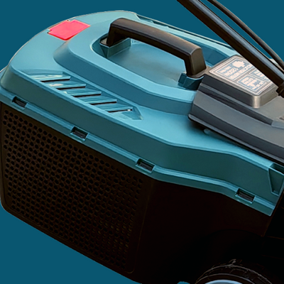 30 L grass collector with a fill indicator
